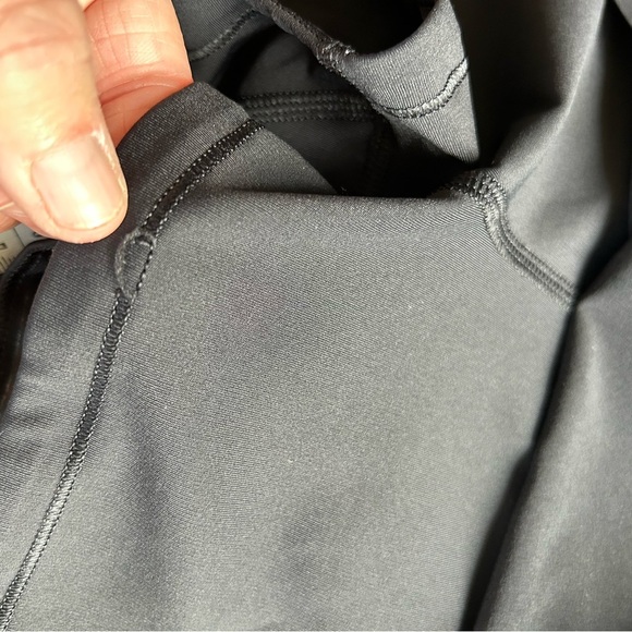 Athleta Run With It Skort. Black. Like new. Running. Active. Back pocket. XS - Picture 12 of 13